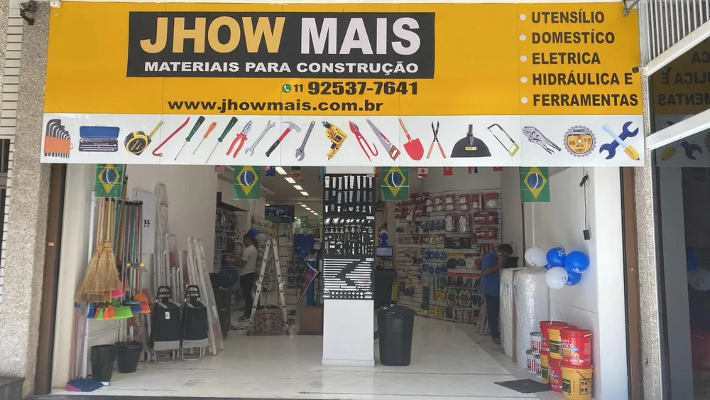 Fachada da loja Jhow Mais Materiais para Construção no Jardim Paulista